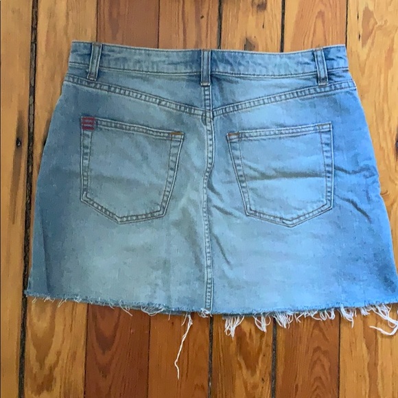 Urban Outfitters light wash denim skirt - Picture 3 of 4